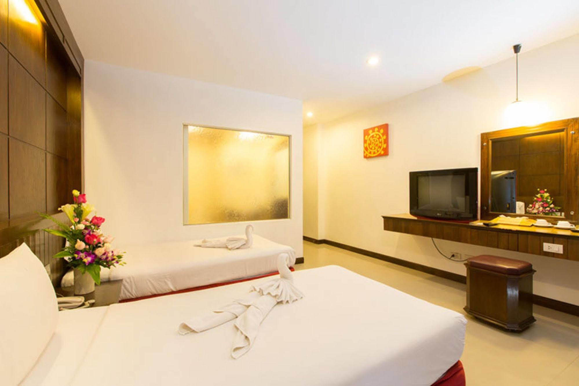 Thai Siam Patong Dış mekan fotoğraf