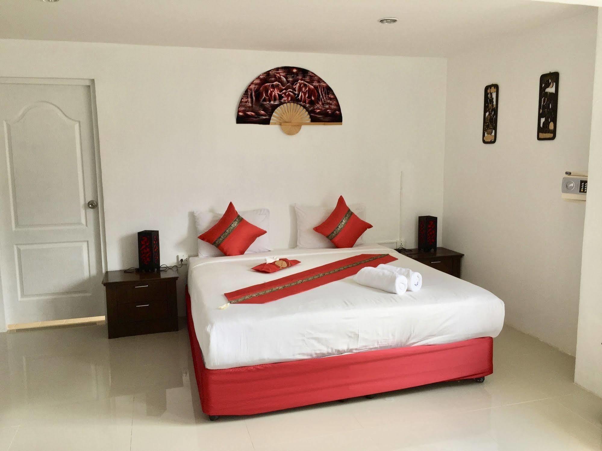 Thai Siam Otel Patong Dış mekan fotoğraf